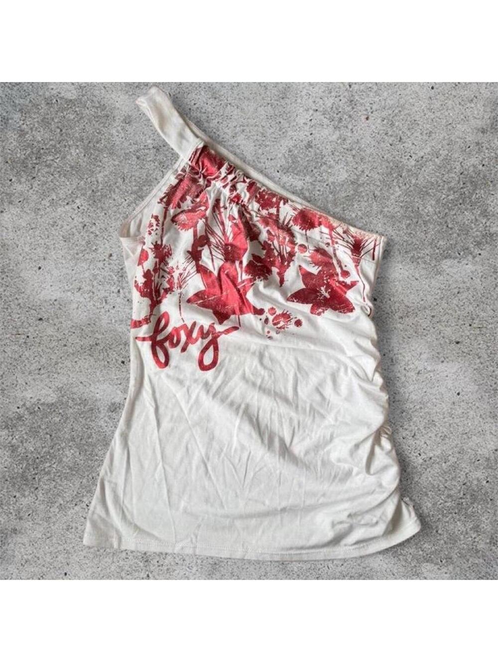 Foxy jeans white and red graphic top